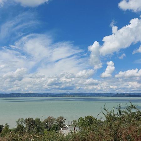 Kiss Apartman Juventus Balatonföldvár Esterno foto