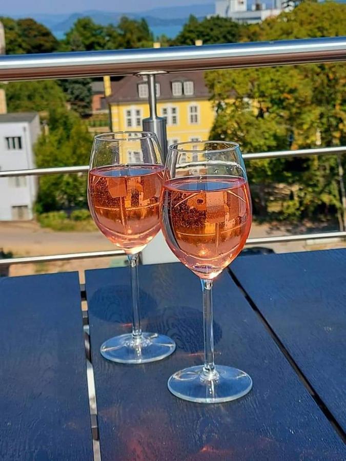 Kiss Apartman Juventus Balatonföldvár Esterno foto
